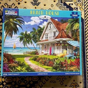 White Mountain Beach House Puzzle 1000pc